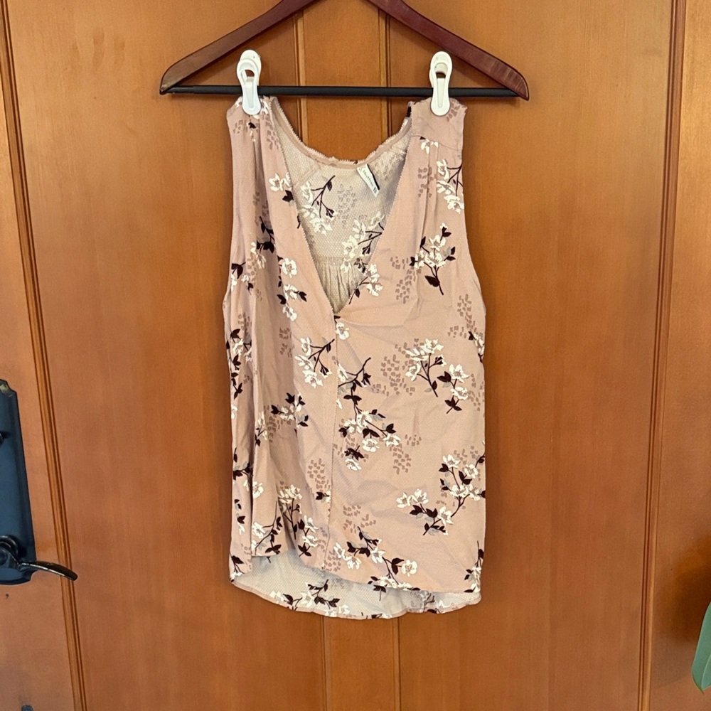 Gentle Fawn Floral Lace Blouse - Pink and Cream